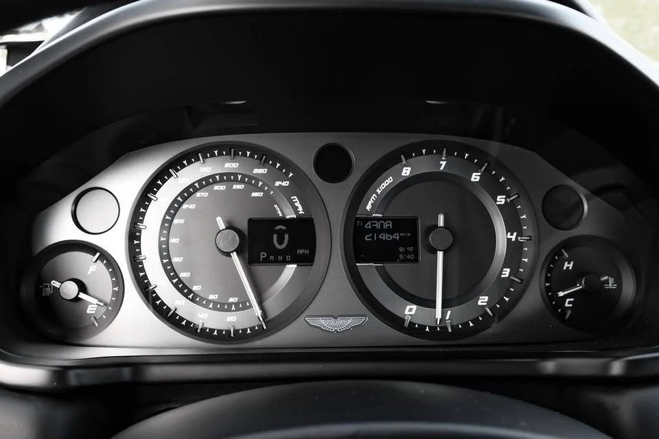 2016 Aston Martin Vanquish 2nd Gen - Image 13 of 20