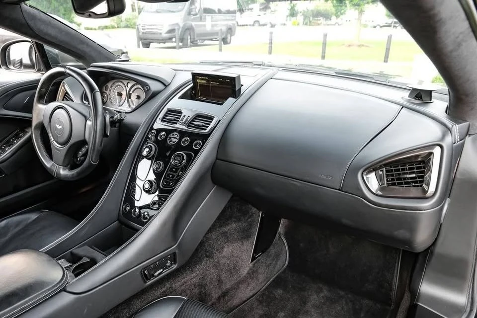 2016 Aston Martin Vanquish 2nd Gen - Image 8 of 20