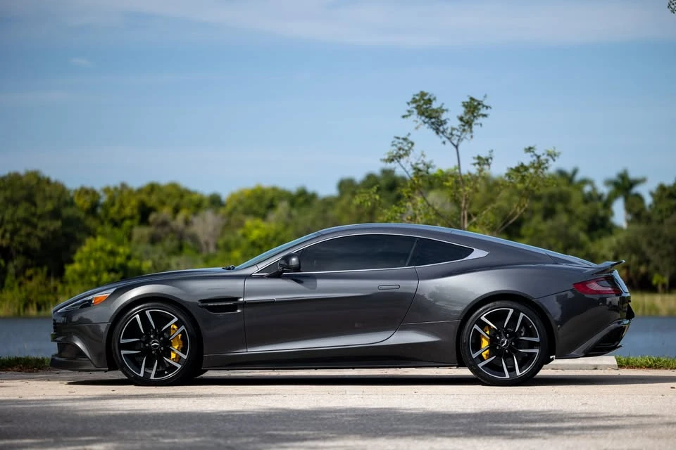 2016 Aston Martin Vanquish 2nd Gen - Image 6 of 20