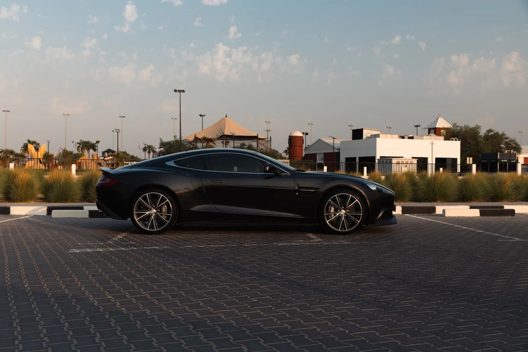 2016 Aston Martin Vanquish 2nd Gen - Image 12 of 31
