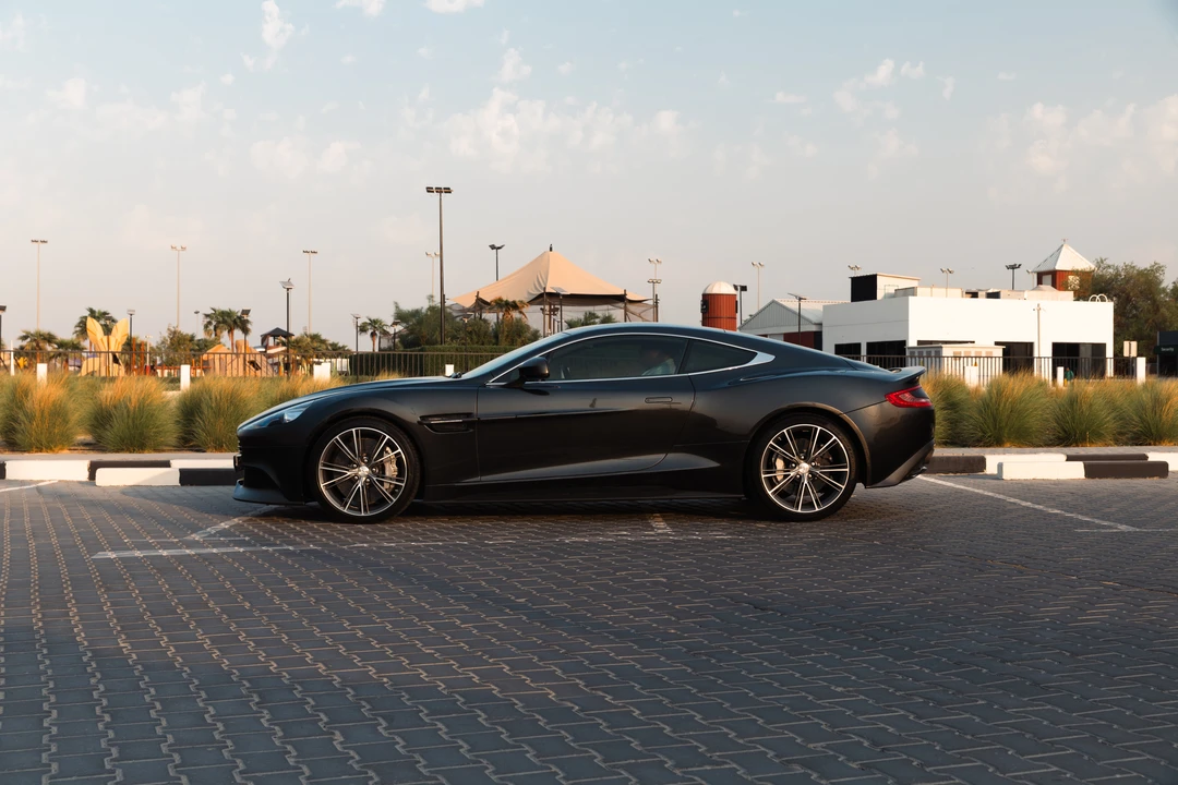 2016 Aston Martin Vanquish 2nd Gen - Image 11 of 31