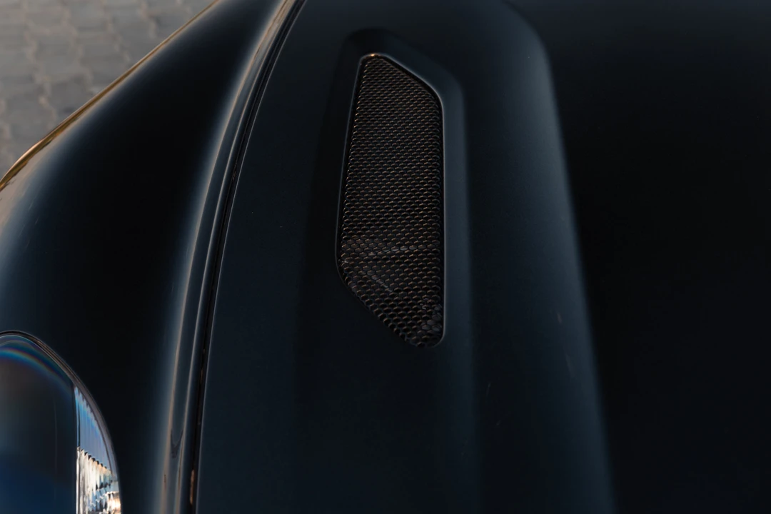 2016 Aston Martin Vanquish 2nd Gen - Image 30 of 31