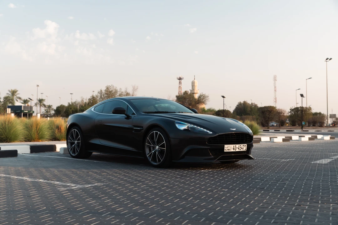 2016 Aston Martin Vanquish 2nd Gen - Image 14 of 31