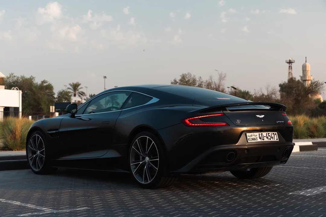 2016 Aston Martin Vanquish 2nd Gen - Image 15 of 31