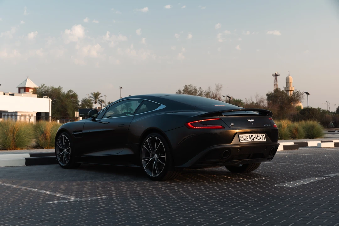 2016 Aston Martin Vanquish 2nd Gen - Image 7 of 31