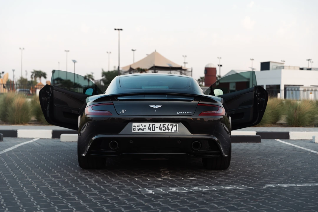 2016 Aston Martin Vanquish 2nd Gen - Image 17 of 31