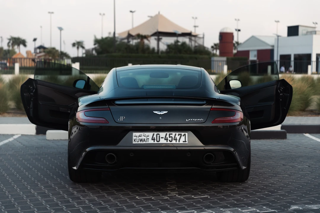2016 Aston Martin Vanquish 2nd Gen - Image 18 of 31