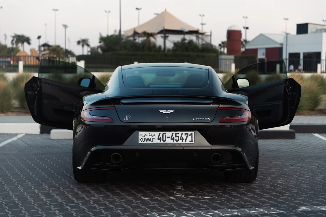 2016 Aston Martin Vanquish 2nd Gen - Image 19 of 31