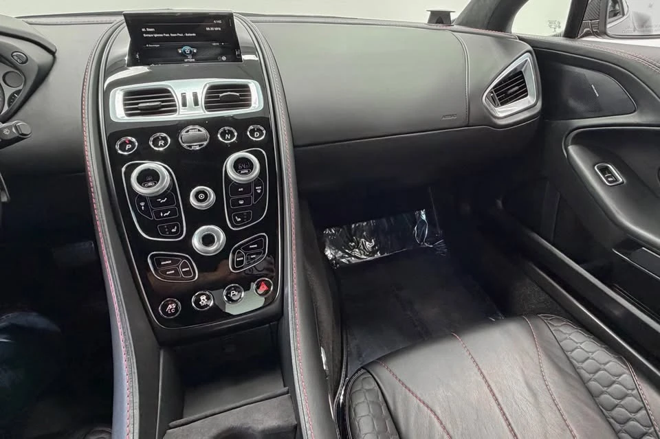 2016 Aston Martin Vanquish 2nd Gen - Image 12 of 15
