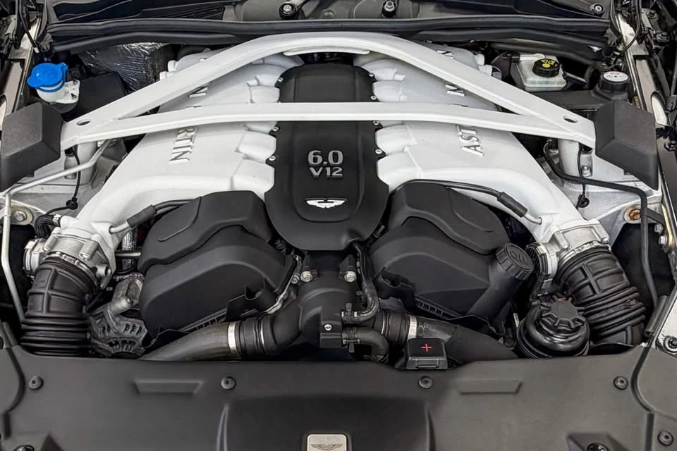 2016 Aston Martin Vanquish 2nd Gen - Image 8 of 15