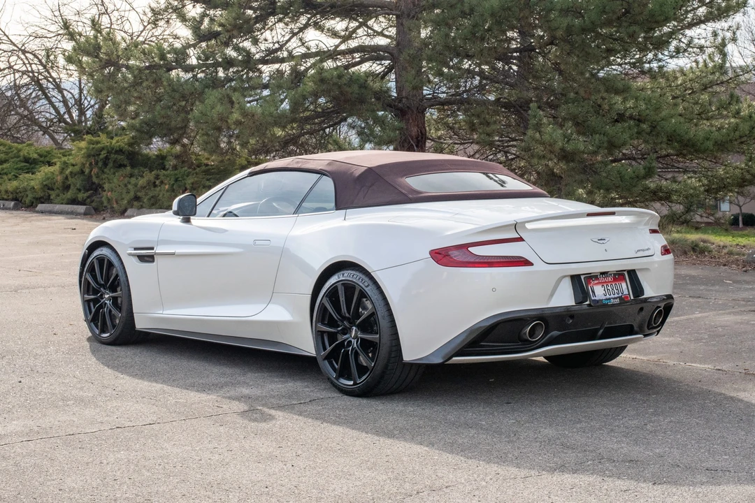 2016 Aston Martin Vanquish 2nd Gen - Image 13 of 31