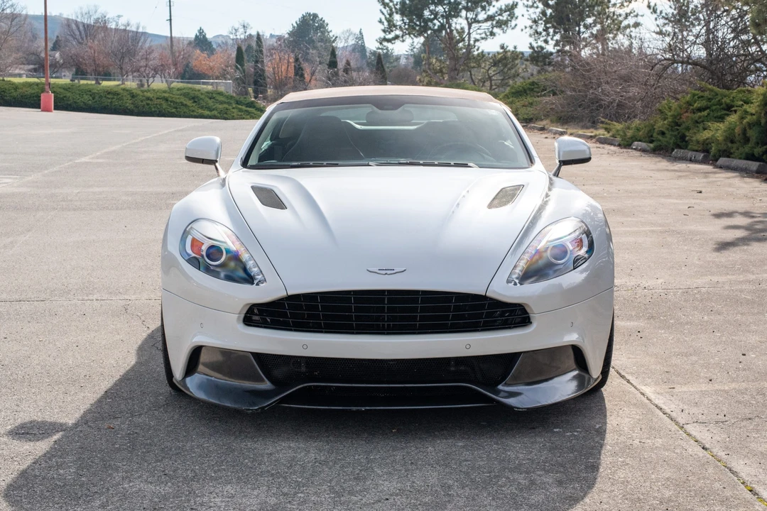 2016 Aston Martin Vanquish 2nd Gen - Image 10 of 31