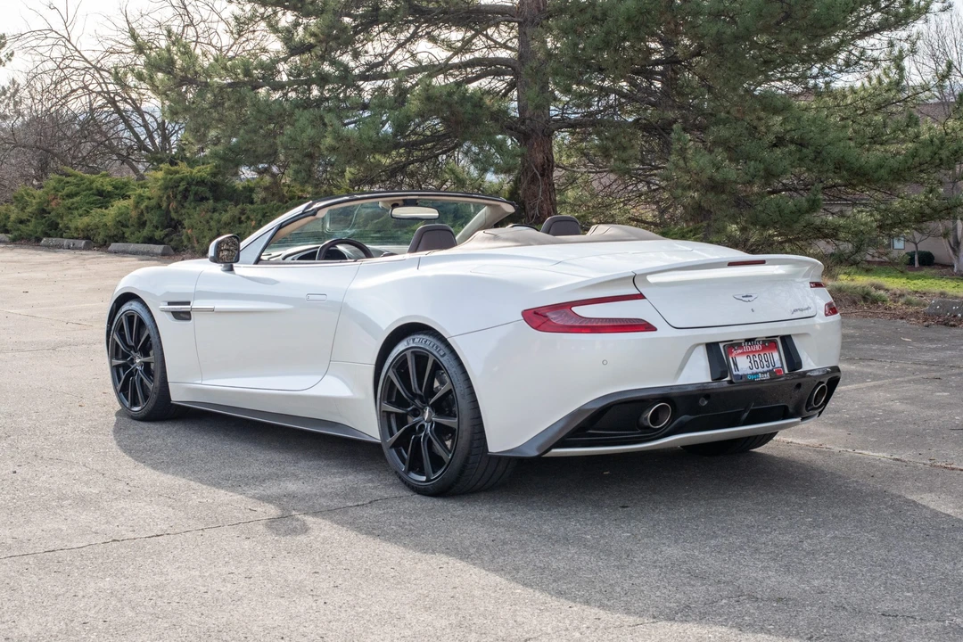 2016 Aston Martin Vanquish 2nd Gen - Image 5 of 31