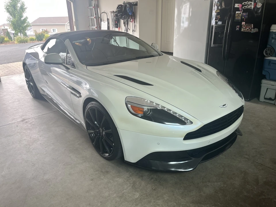 2016 Aston Martin Vanquish 2nd Gen - Image 17 of 31