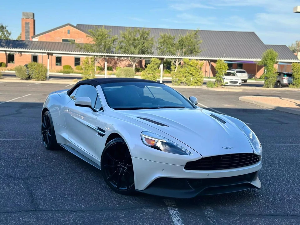 2016 Aston Martin Vanquish 2nd Gen - Image 16 of 31
