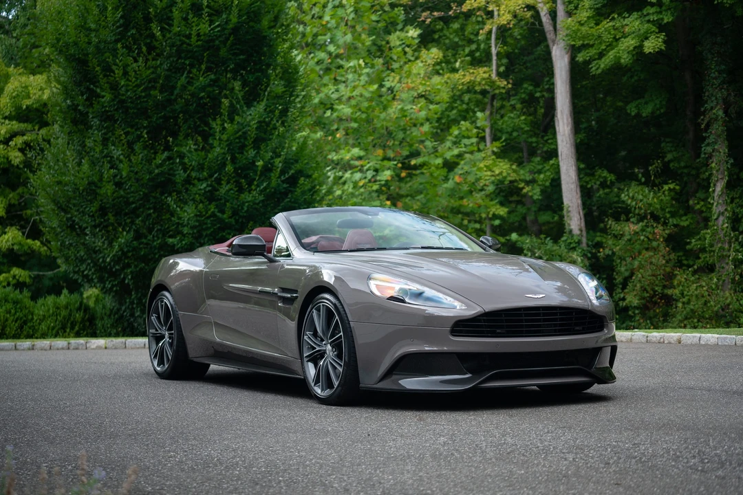 2016 Aston Martin Vanquish 2nd Gen - Image 8 of 31