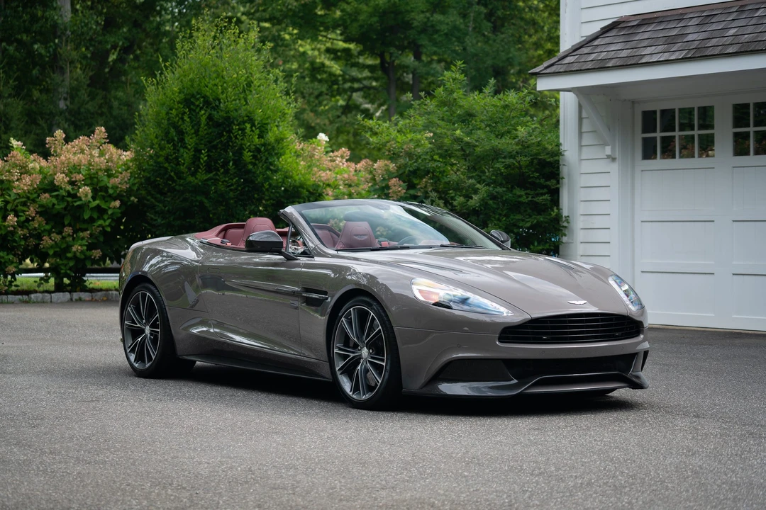 2016 Aston Martin Vanquish 2nd Gen - Image 9 of 31