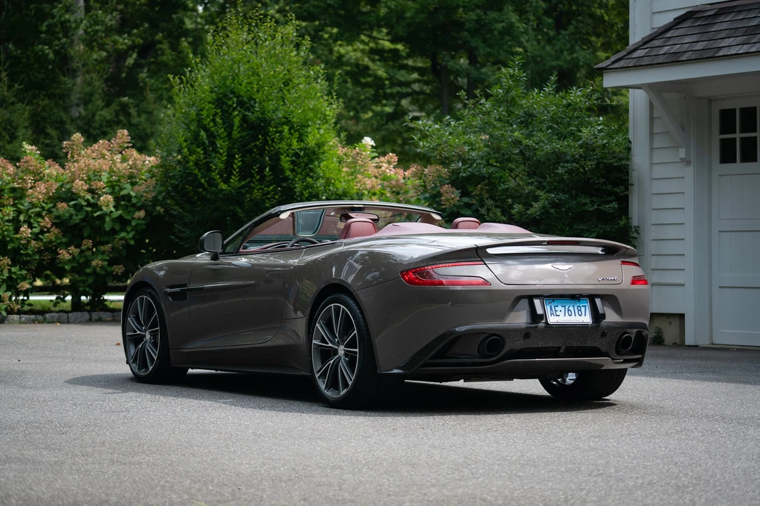 2016 Aston Martin Vanquish 2nd Gen - Image 20 of 31