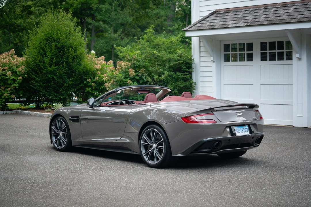 2016 Aston Martin Vanquish 2nd Gen - Image 21 of 31