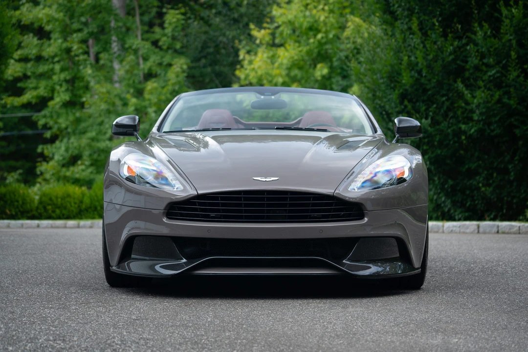 2016 Aston Martin Vanquish 2nd Gen - Image 28 of 31