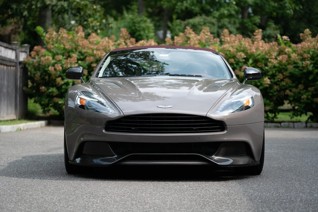 2016 Aston Martin Vanquish 2nd Gen - Image 30 of 31