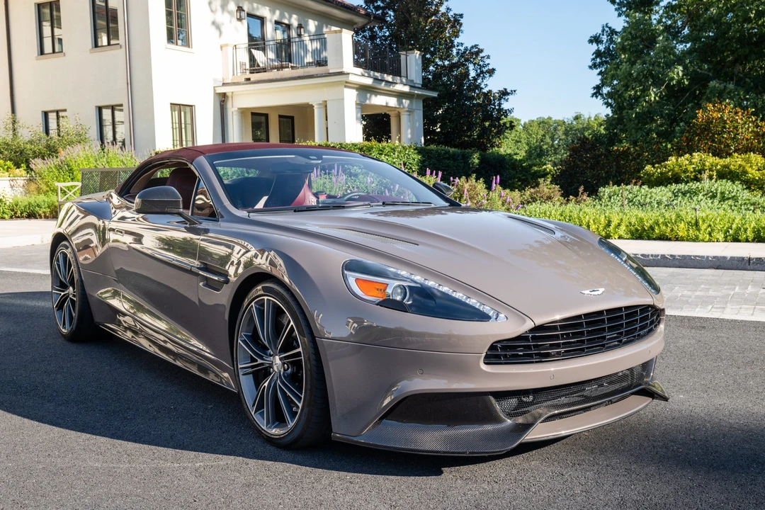 2016 Aston Martin Vanquish 2nd Gen - Image 11 of 31