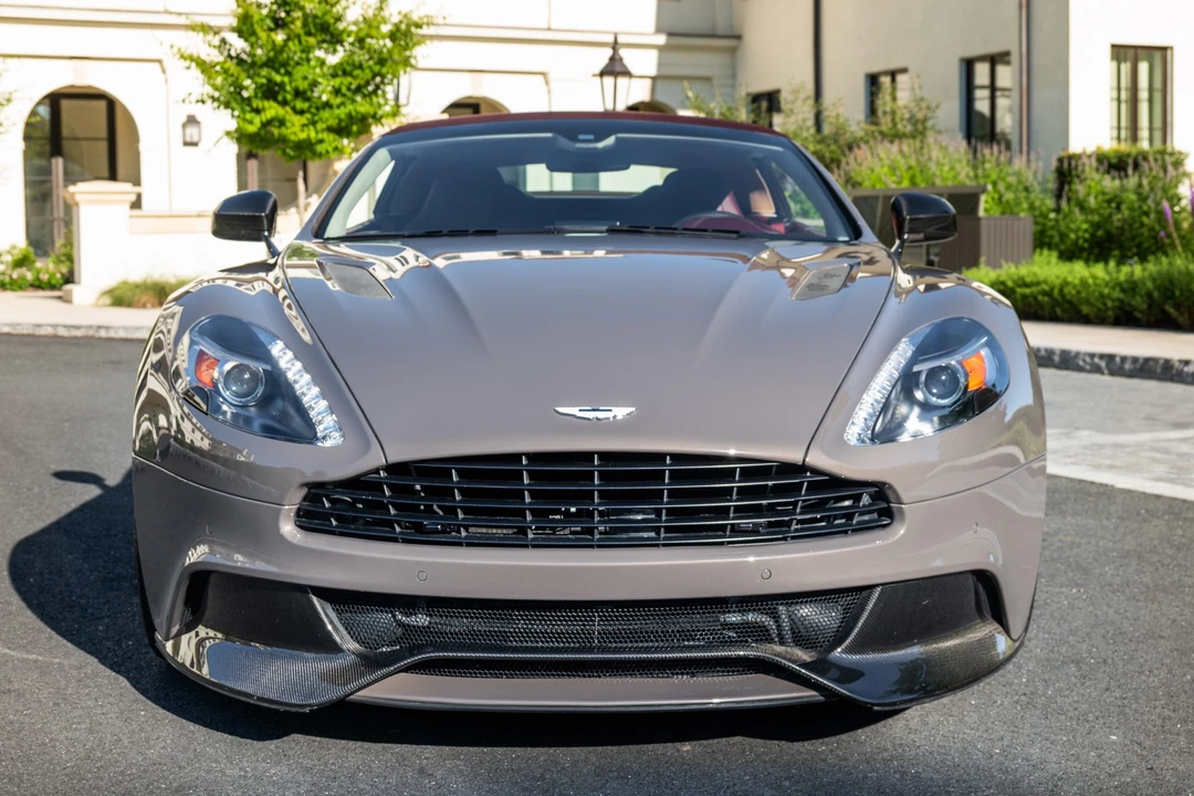 2016 Aston Martin Vanquish 2nd Gen - Image 10 of 31