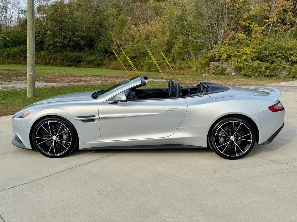 2016 Aston Martin Vanquish 2nd Gen - Image 8 of 12