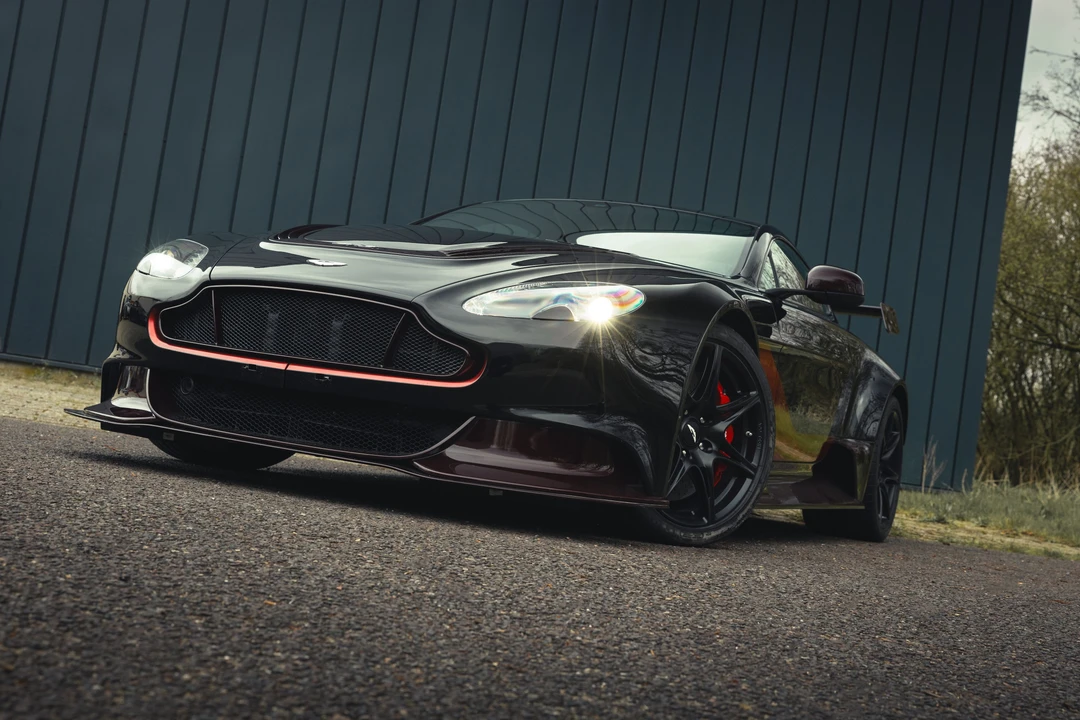 2016 Aston Martin V12 Vantage (2010-2018) - Image 3 of 31