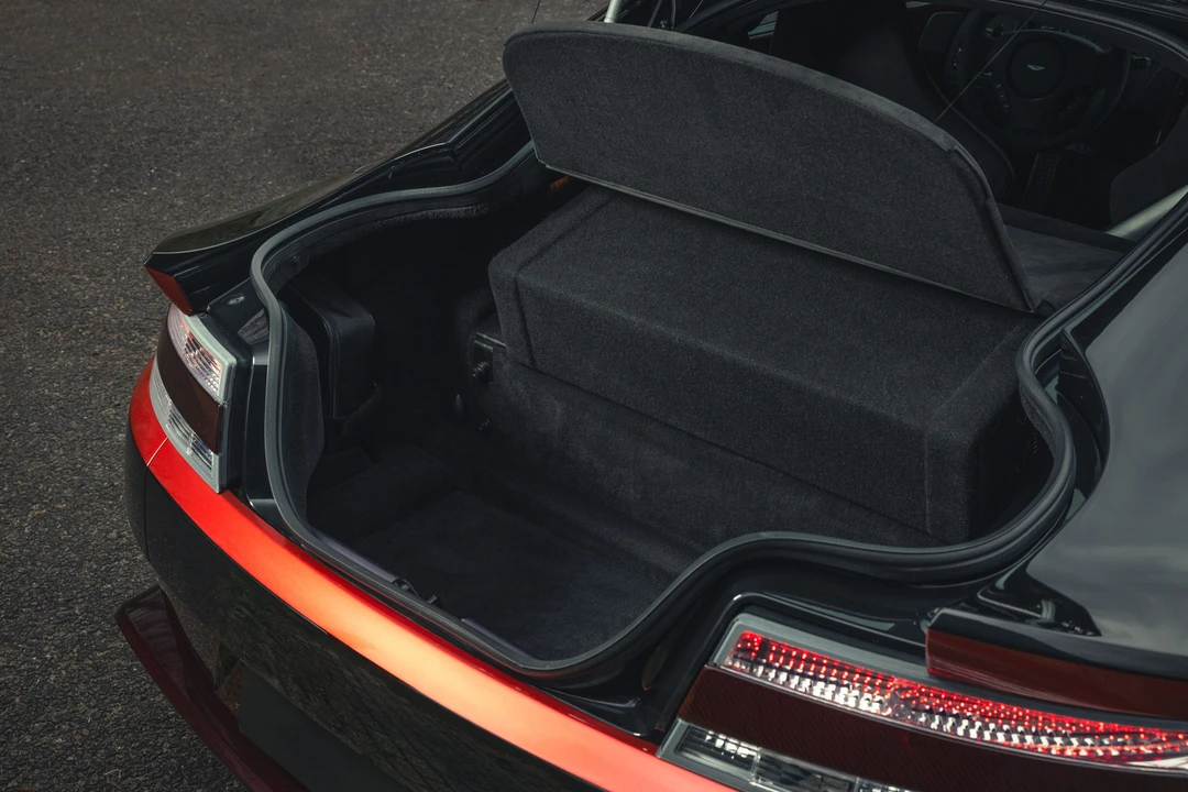 2016 Aston Martin V12 Vantage (2010-2018) - Image 22 of 31