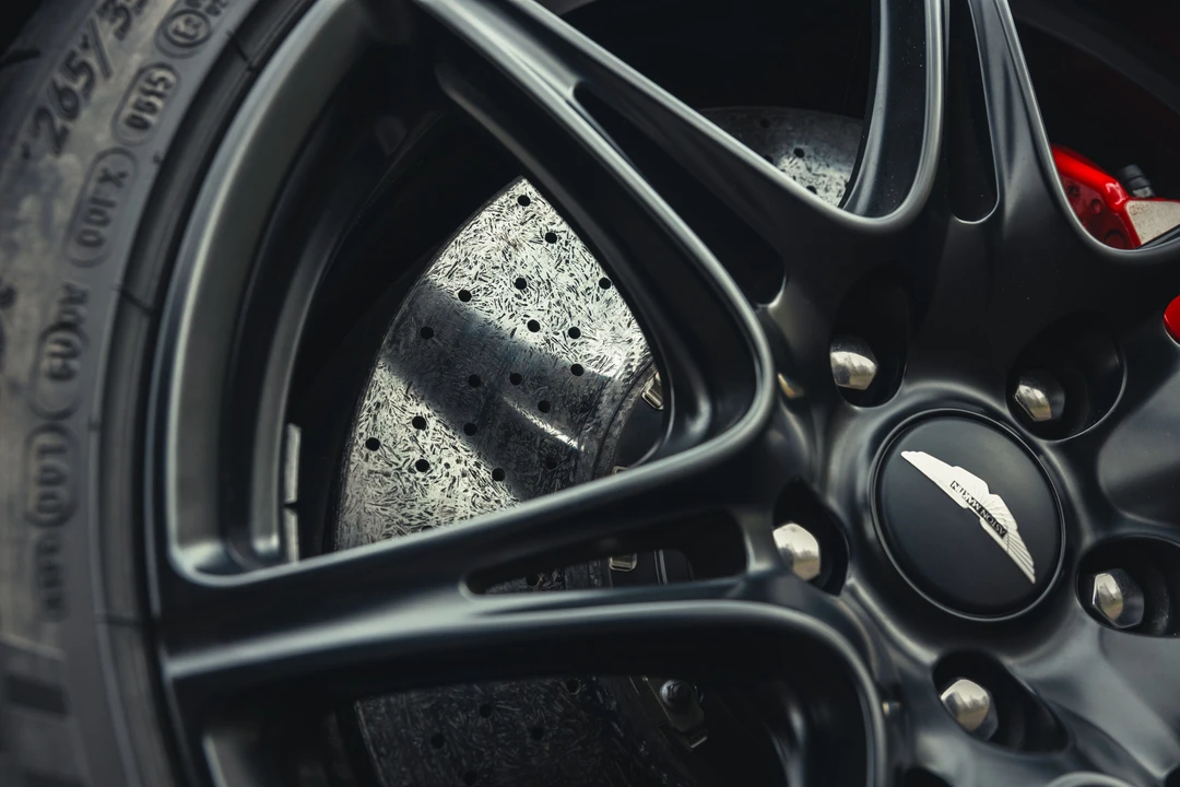 2016 Aston Martin V12 Vantage (2010-2018) - Image 16 of 31