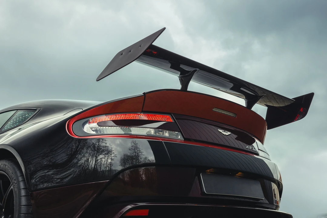 2016 Aston Martin V12 Vantage (2010-2018) - Image 18 of 31