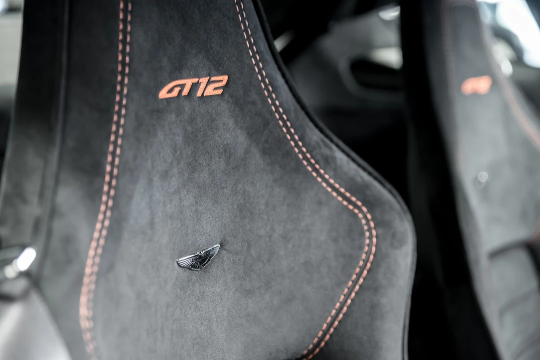 2016 Aston Martin V12 Vantage (2010-2018) - Image 14 of 31