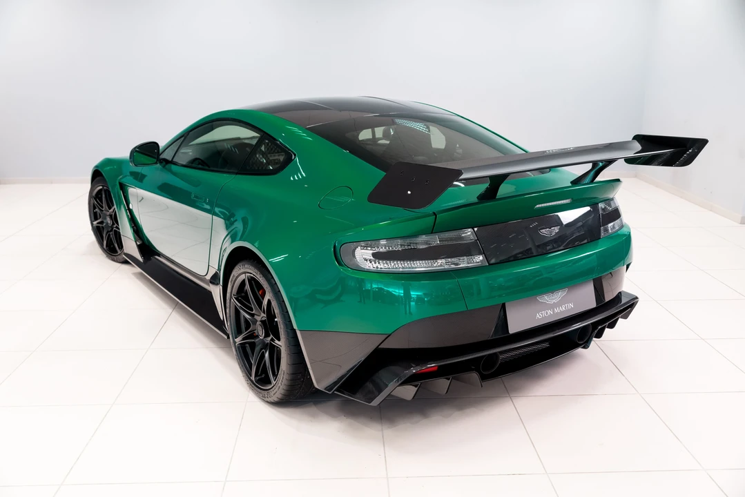 2016 Aston Martin V12 Vantage (2010-2018) - Image 30 of 31
