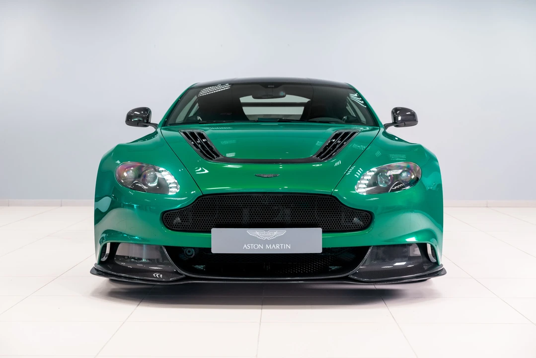 2016 Aston Martin V12 Vantage (2010-2018) - Image 8 of 31