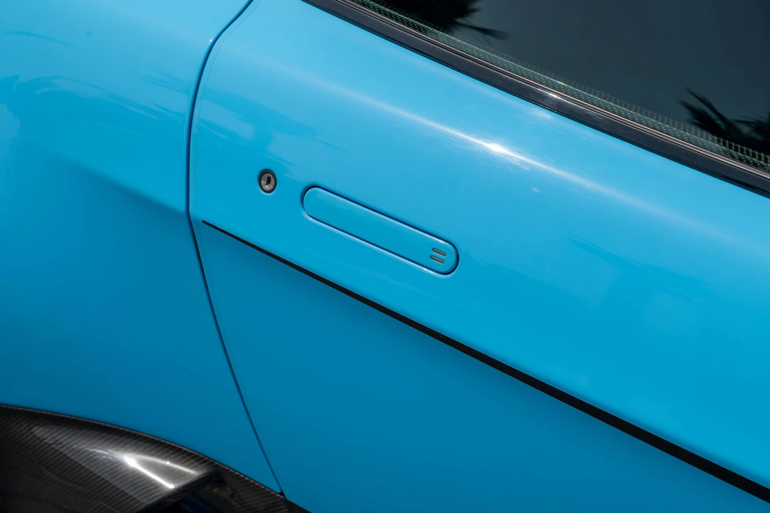 2016 Aston Martin Vantage - Image 12 of 31