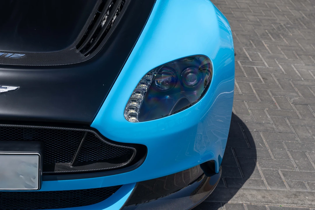 2016 Aston Martin Vantage - Image 17 of 31