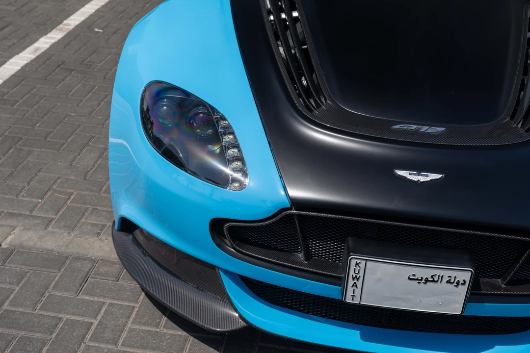 2016 Aston Martin Vantage - Image 19 of 31