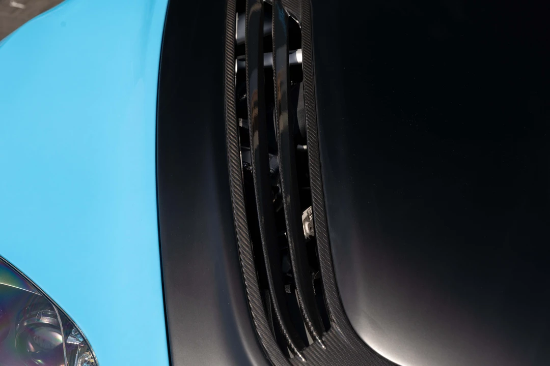 2016 Aston Martin Vantage - Image 22 of 31