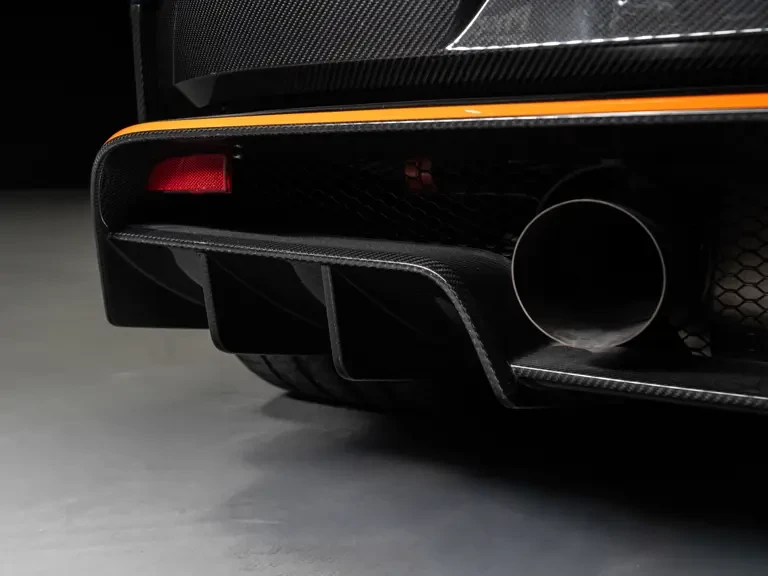 2016 Aston Martin V12 Vantage (2010-2018) - Image 25 of 31