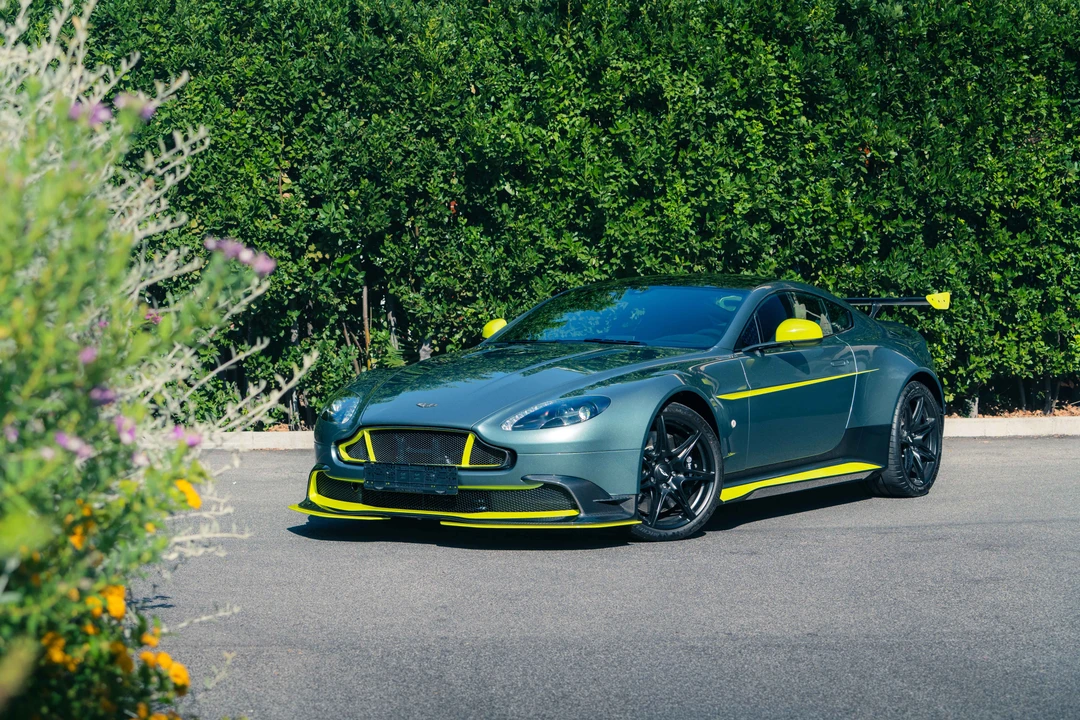 2016 Aston Martin V8 Vantage (2006-2017) - Image 18 of 31