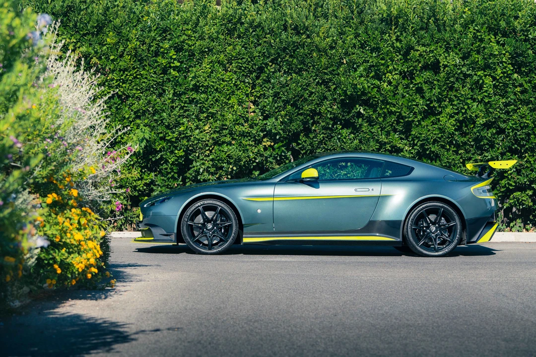 2016 Aston Martin V8 Vantage (2006-2017) - Image 16 of 31