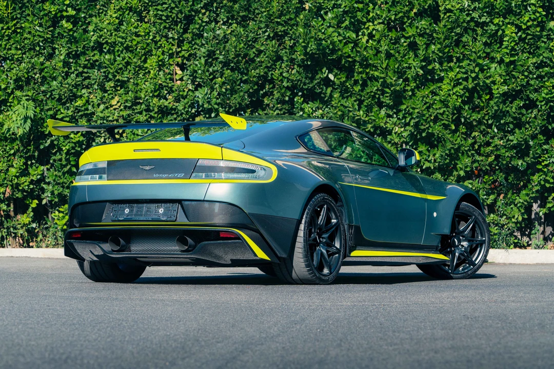2016 Aston Martin V8 Vantage (2006-2017) - Image 5 of 31