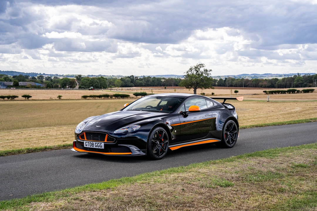 2016 Aston Martin V8 Vantage (2006-2017) - Image 3 of 31