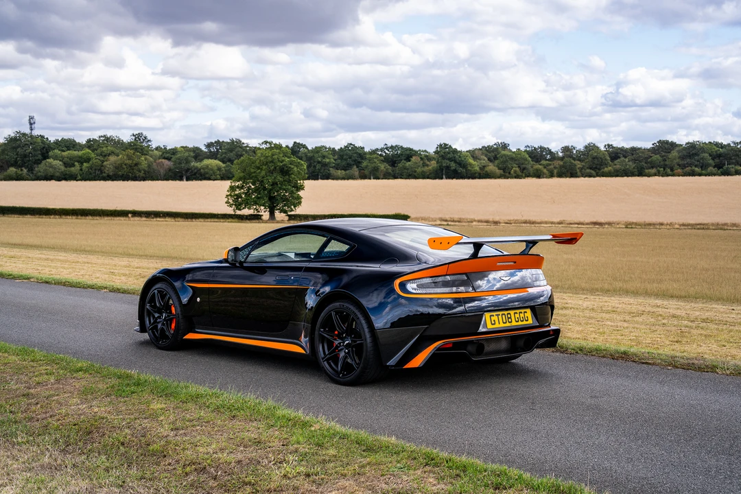 2016 Aston Martin V8 Vantage (2006-2017) - Image 19 of 31