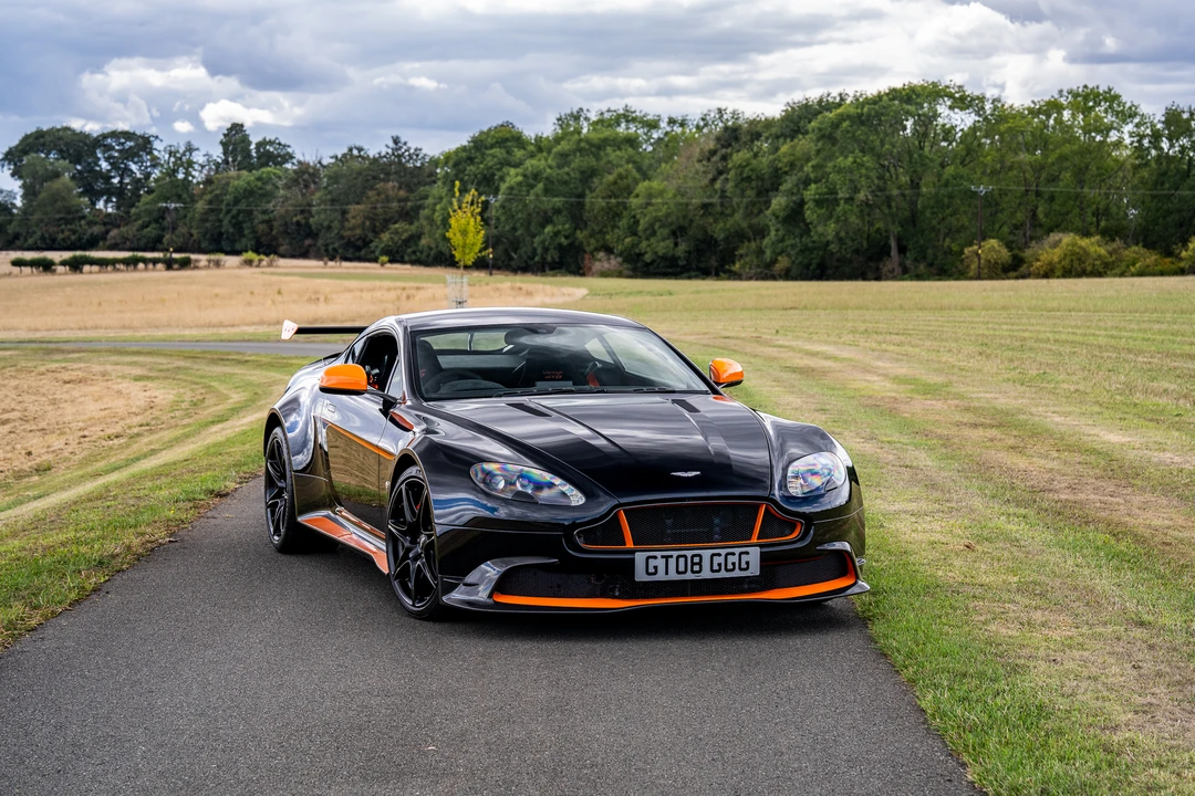 2016 Aston Martin V8 Vantage (2006-2017) - Image 16 of 31