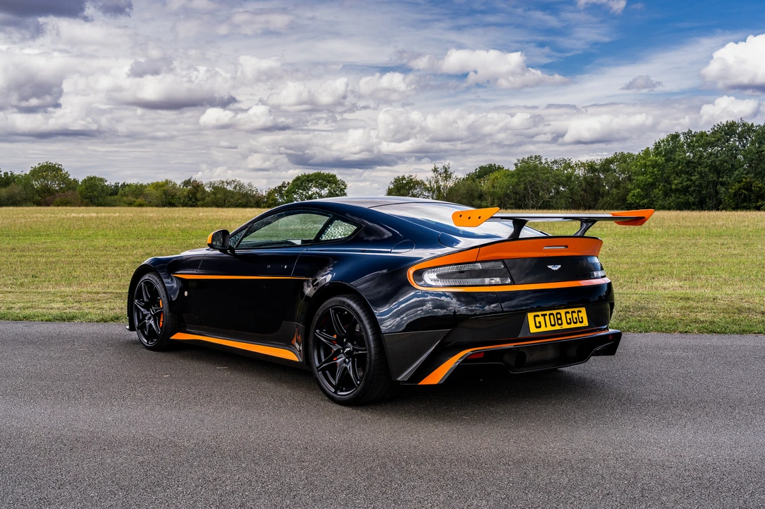 2016 Aston Martin V8 Vantage (2006-2017) - Image 5 of 31