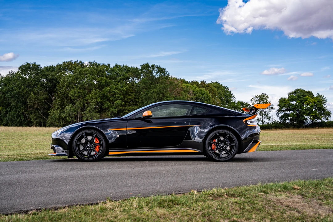 2016 Aston Martin V8 Vantage (2006-2017) - Image 26 of 31