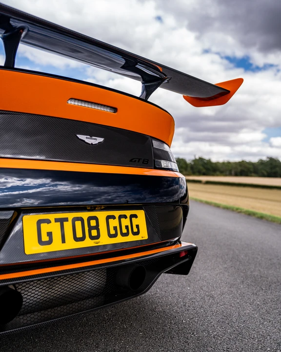 2016 Aston Martin V8 Vantage (2006-2017) - Image 28 of 31