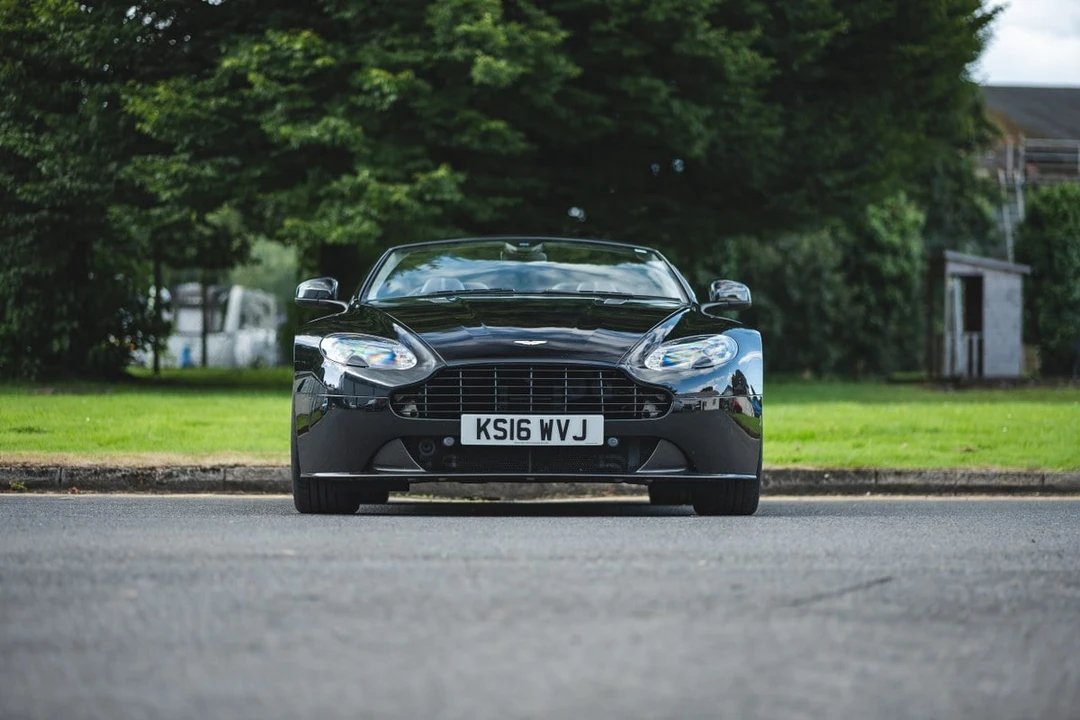 2016 Aston Martin V8 Vantage (2006-2017) - Image 3 of 30
